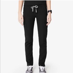 Yola figs scrub pants!!!